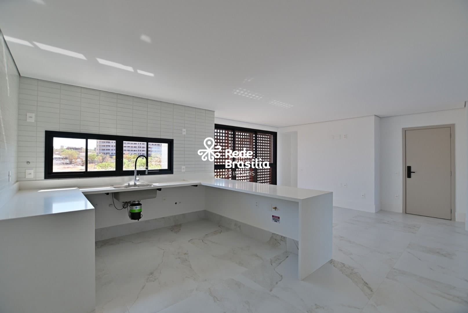 Imagem da propriedade SM807 10
