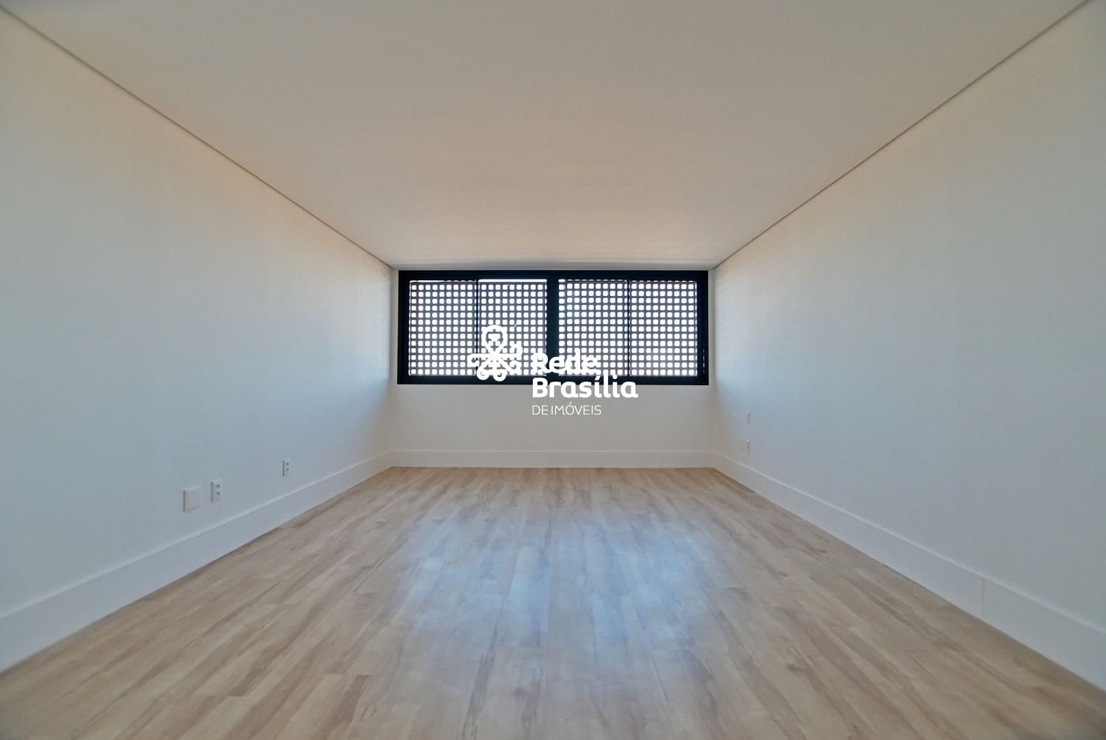 Imagem da propriedade SM807 26