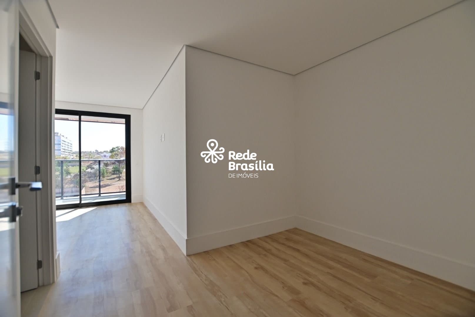 Imagem da propriedade SM807 29