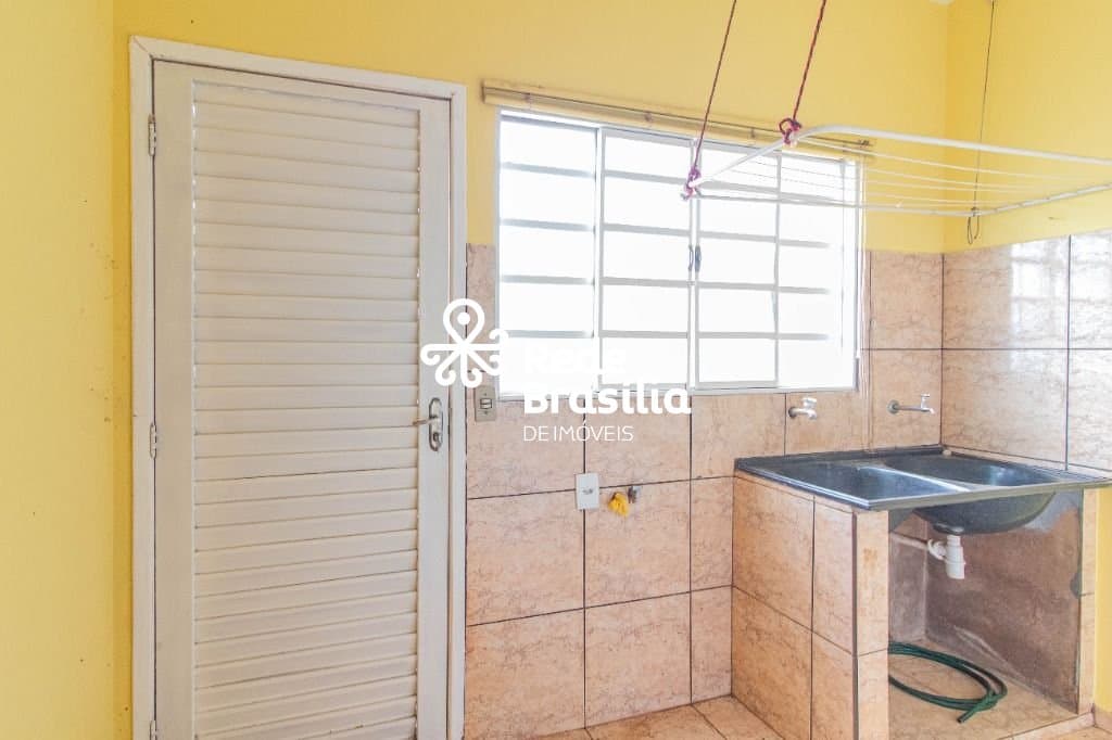 Imagem da propriedade PD3049 18